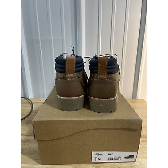 Weatherproof Vintage Chester Boots Men's. New In Box Color TAN - Picture 2 of 5